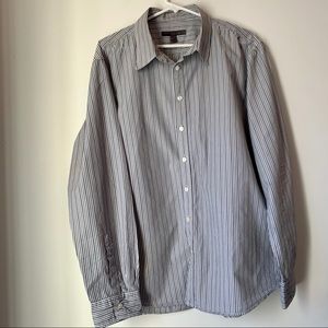 Old Navy Regular Fit Button Down Shirt